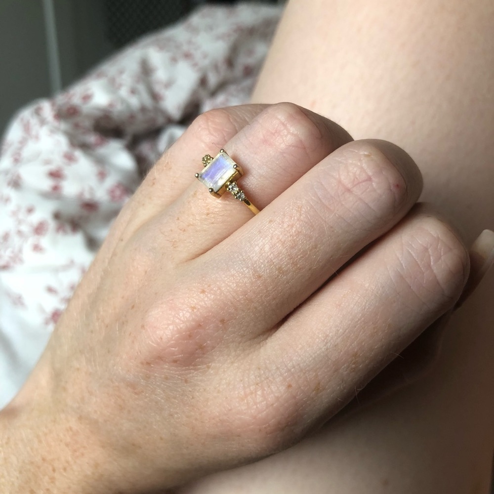 Size 5 Moonstone and Gold Ring